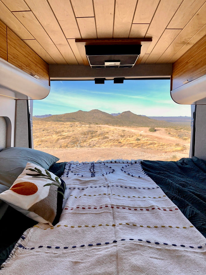 off-grid campervan rental Phoenix Arizona - Sylvan